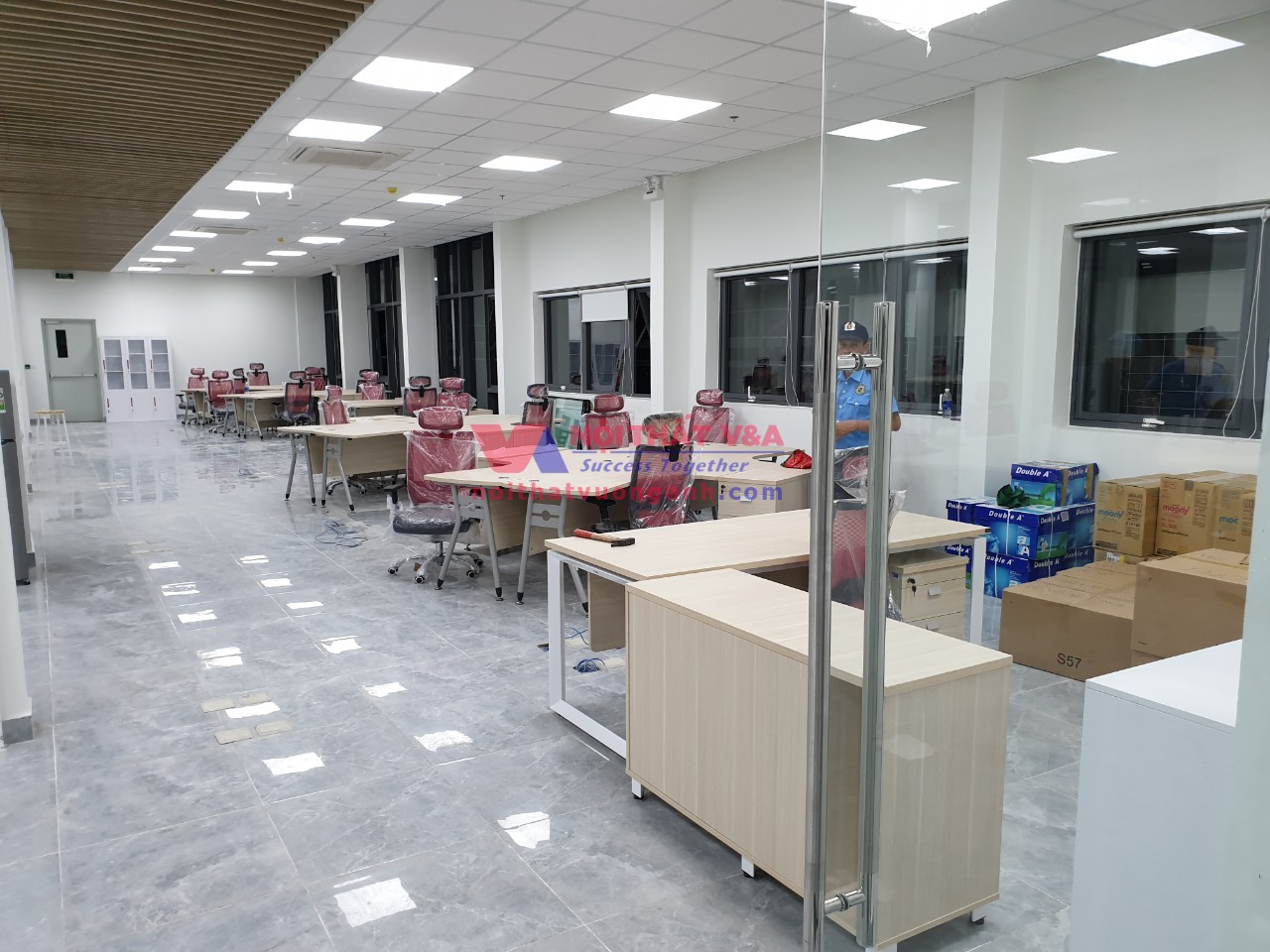 Nội thất văn phòng Hòa Phát tại khu công nghiệp Bourbon An Hoà